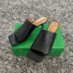 Sandale à talon carré décontracté et confortable avec bout carré - Noir - Nos Sandales