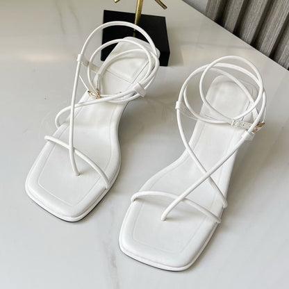 Sandale à talon carré et bout carré avec bridges pour femme - Blanc - Nos Sandales